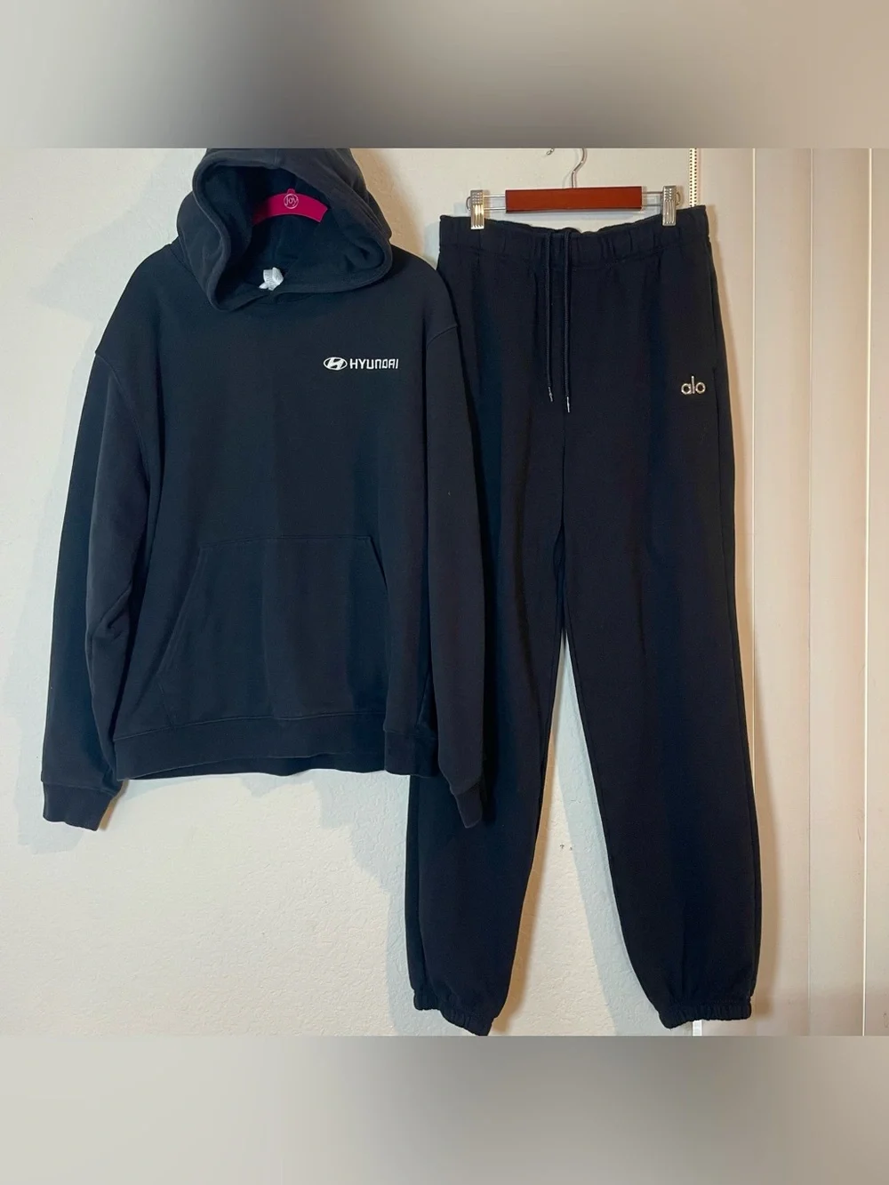 Alo Yoga x Hyundai Black Hoodie & Sweatpants Set Size M